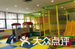 未来星童趣乐园,梦幻童年的奇幻之旅